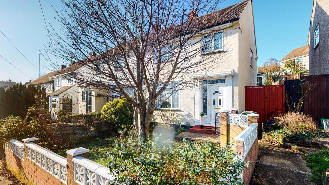 Holiday home Orchards In *